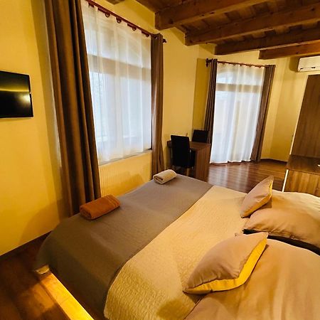 Harmonia Vendeghaz Hotel Miskolc Exterior photo